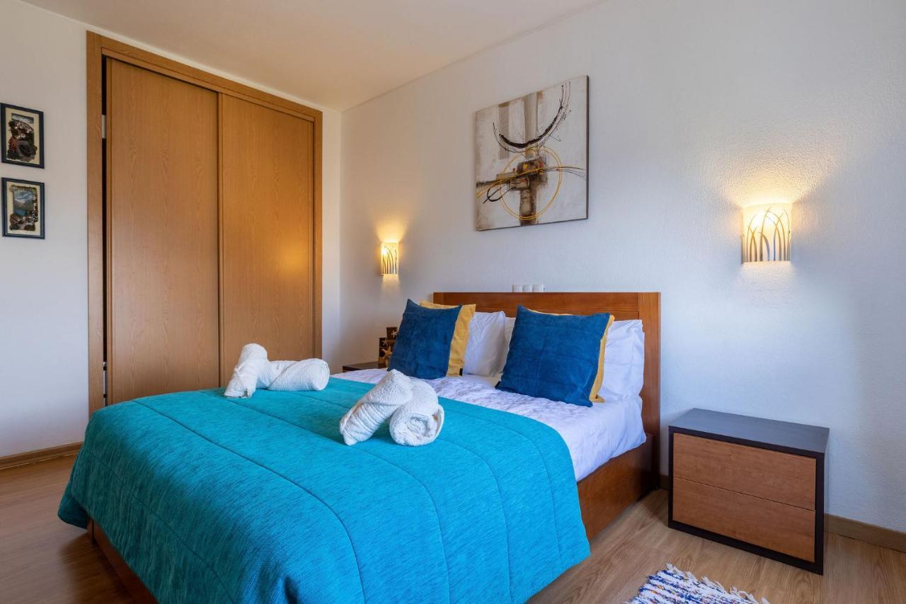 Lovely One Bedroom Apartment In Алвор Екстериор снимка